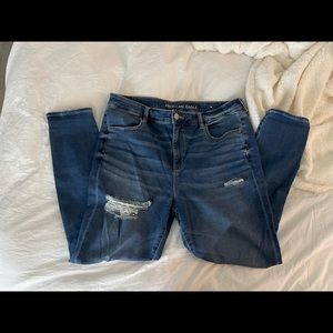 American Eagle ripped high waisted jegging